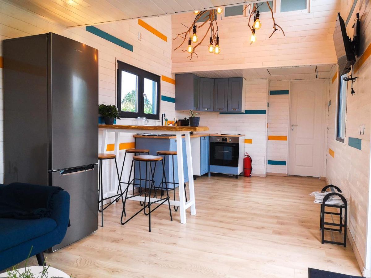 Tiny House - Baia De Fier Hotel Kültér fotó