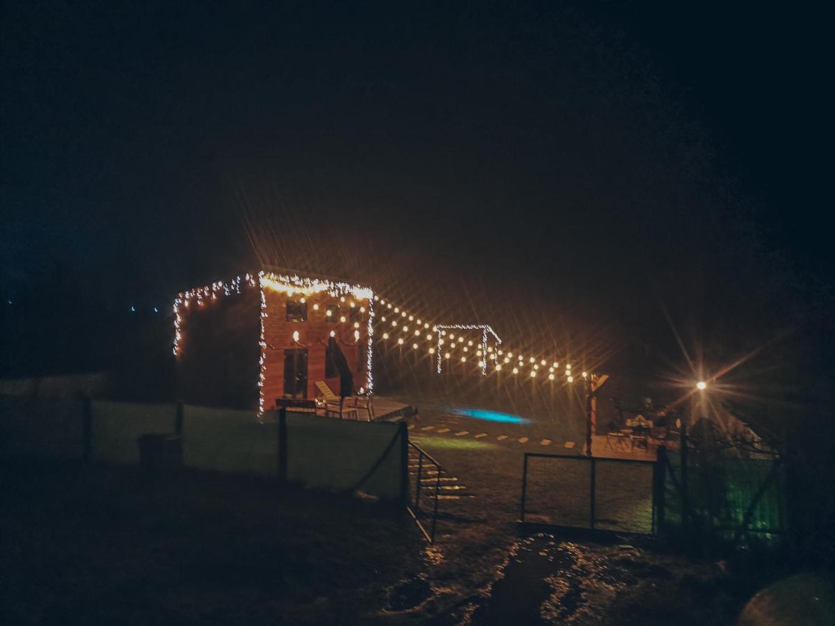 Tiny House - Baia De Fier Hotel Kültér fotó