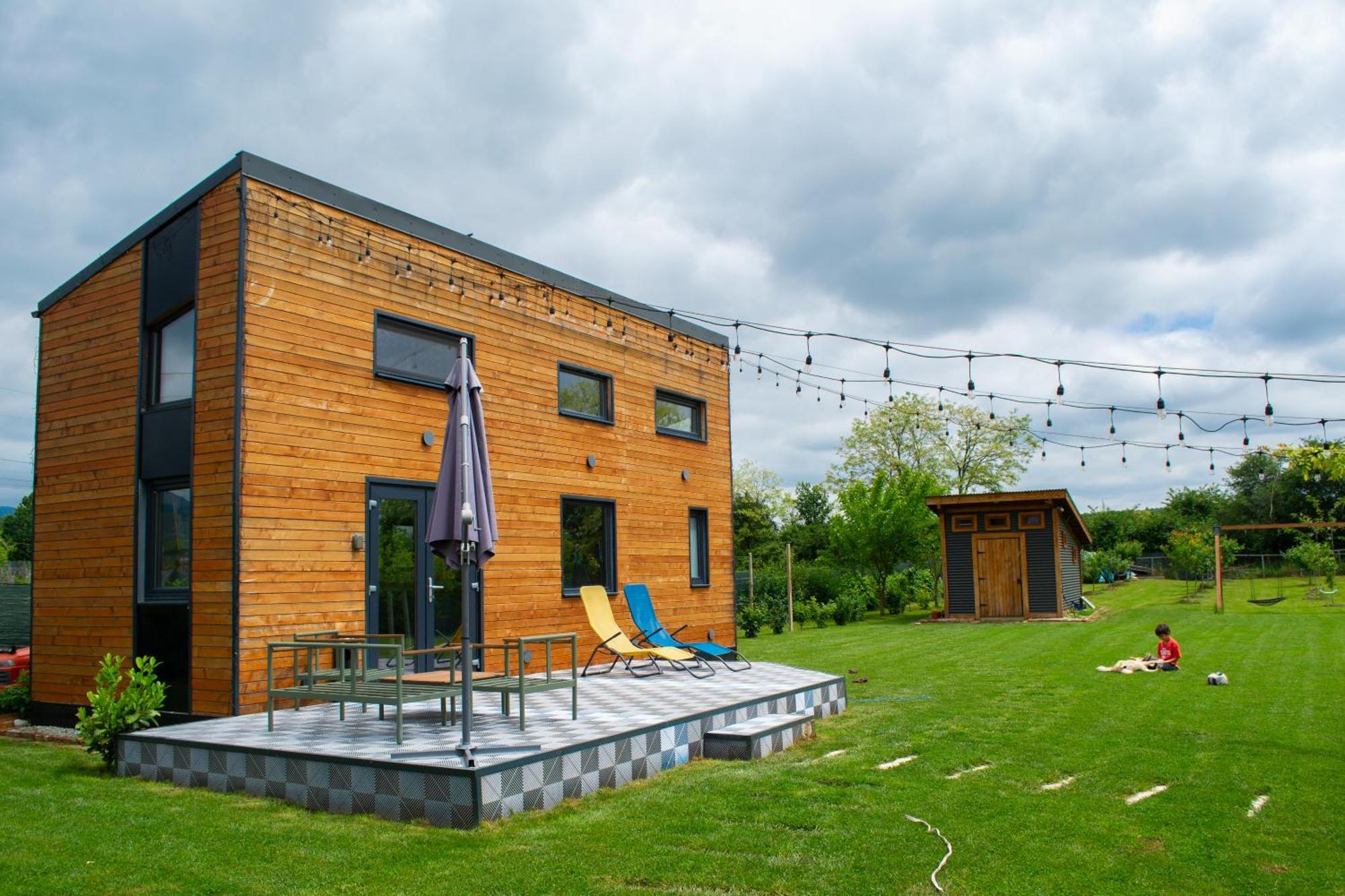 Tiny House - Baia De Fier Hotel Kültér fotó